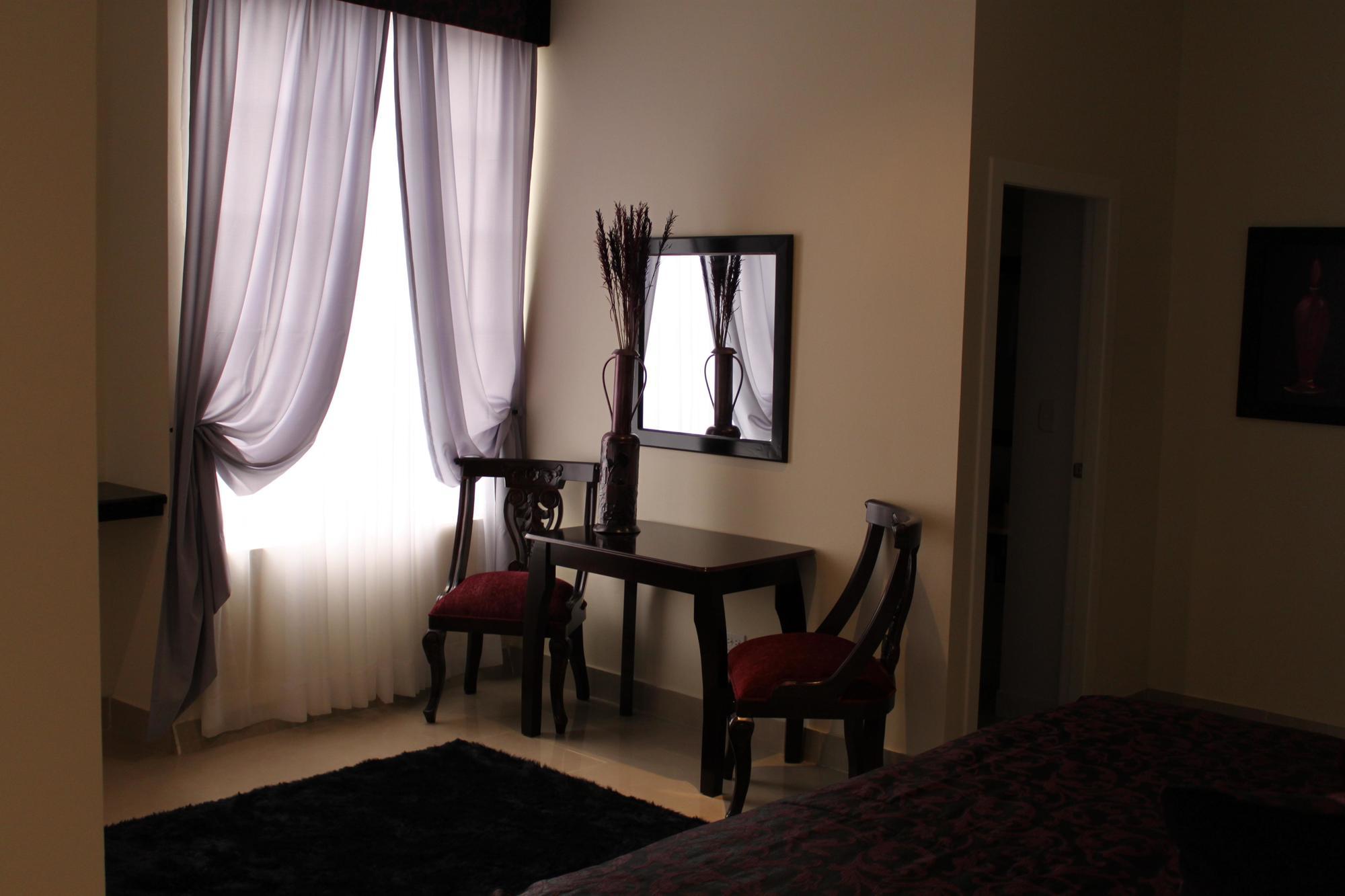 Victoria'S Park Hotel Armenia  Exteriér fotografie